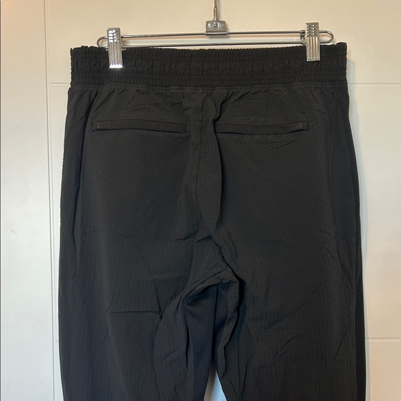 Athleta Textured Brooklyn Jogger - Picture 4 of 6